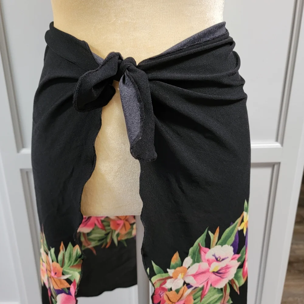 Vintage Jantzen Sarong Cover Up OS Black Pink Floral Hawaiian Tie Closure